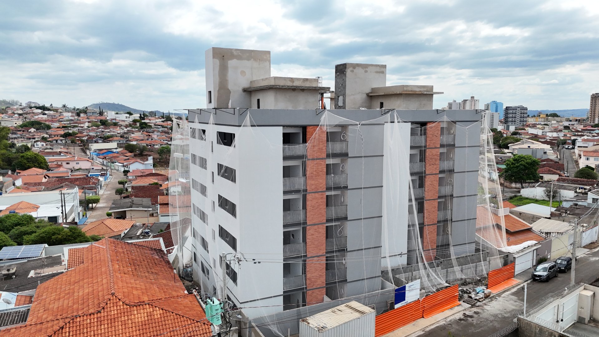 Execução muro da fachada